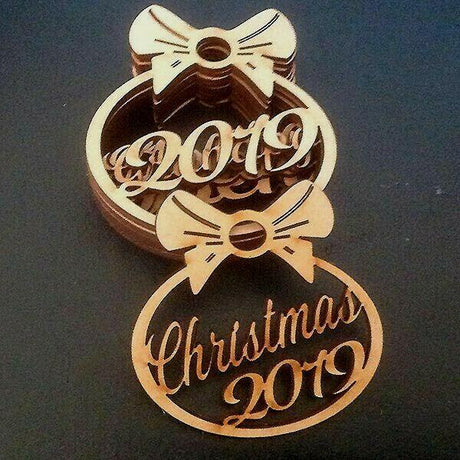 4 x Personalised Christmas Tree Bow Style Decoration Baubles - LaserworksUK